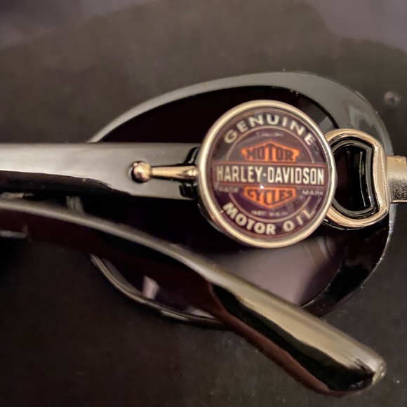 - Harley Sunglasses - Picture 3 of 8